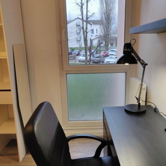  RENTAL EXPERT IMMOBILIER : Appartement | CERGY (95000) | 77 m2 | 540 € 