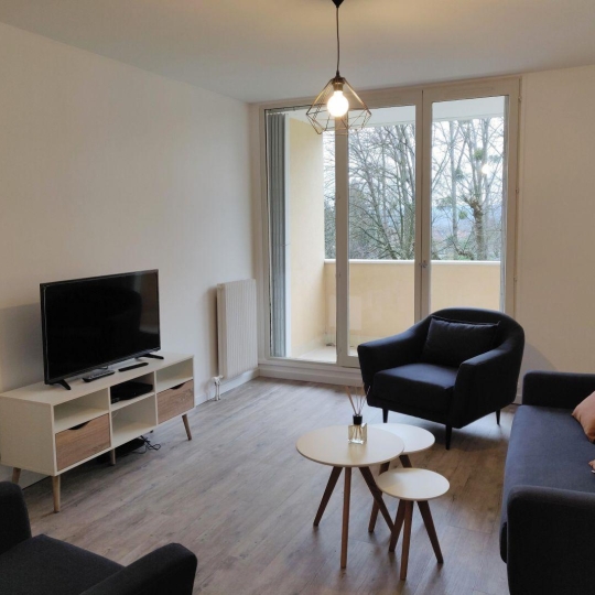 RENTAL EXPERT IMMOBILIER : Appartement | CERGY (95000) | 77.00m2 | 540 € 