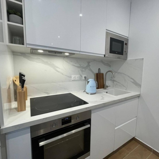 RENTAL EXPERT IMMOBILIER : Appartement | PARIS (75016) | 12 m2 | 1 100 € 