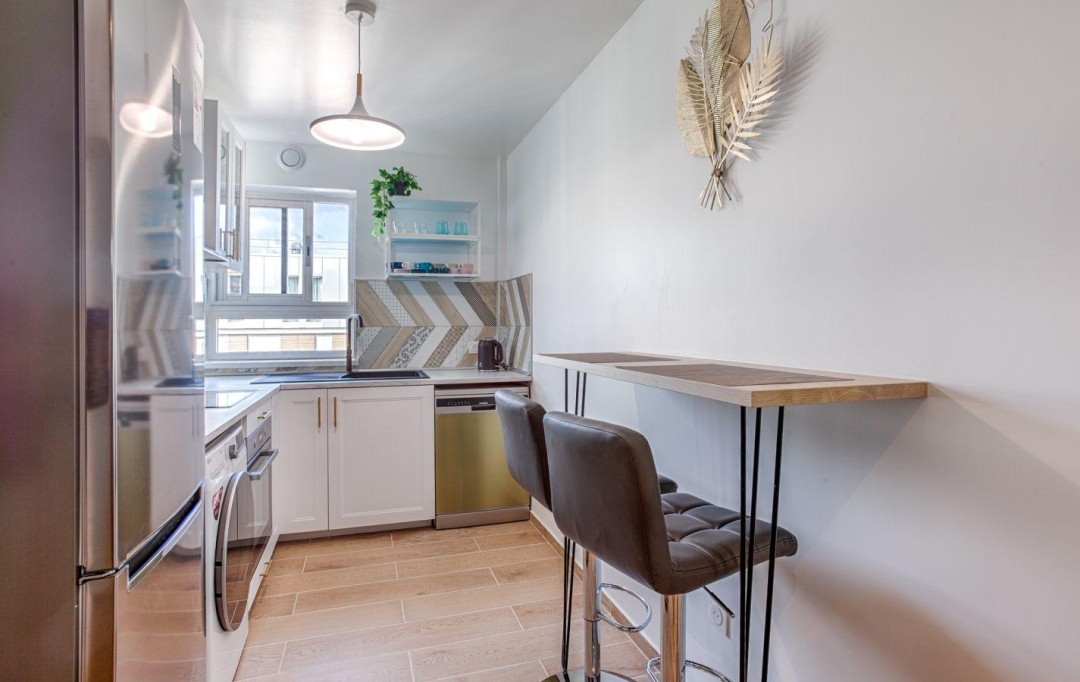 RENTAL EXPERT IMMOBILIER : Appartement | VANVES (92170) | 10 m2 | 725 € 