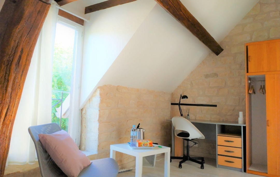 RENTAL EXPERT IMMOBILIER : Appartement | CERGY (95000) | 10 m2 | 550 € 