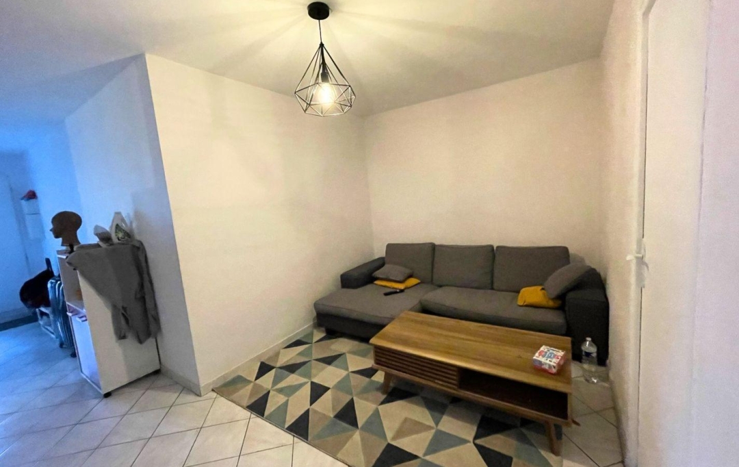 RENTAL EXPERT IMMOBILIER : Appartement | CERGY (95000) | 10 m2 | 450 € 