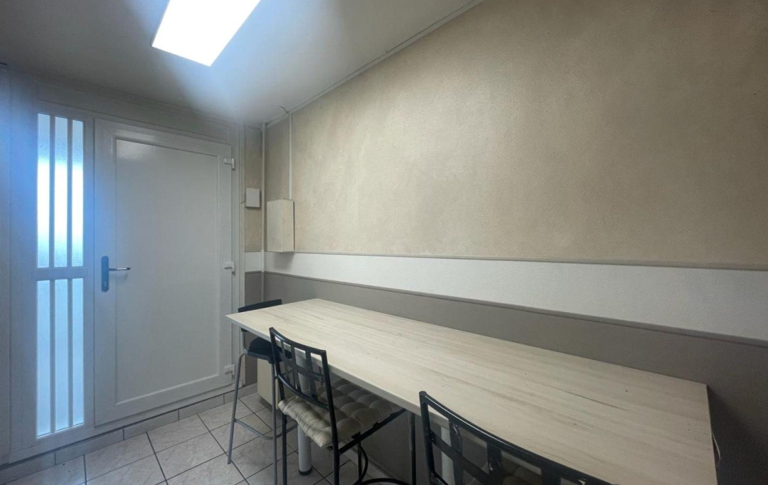 RENTAL EXPERT IMMOBILIER : Apartment | CERGY (95000) | 10 m2 | 500 € 