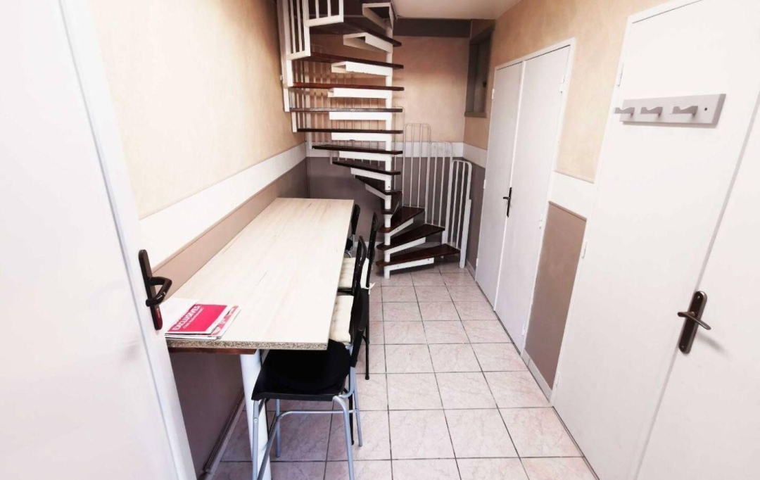 RENTAL EXPERT IMMOBILIER : Apartment | CERGY (95000) | 10 m2 | 500 € 