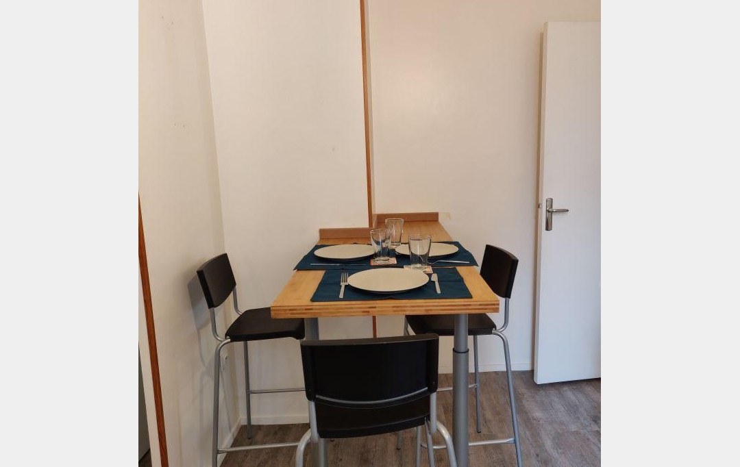 RENTAL EXPERT IMMOBILIER : Appartement | CERGY (95000) | 77 m2 | 540 € 