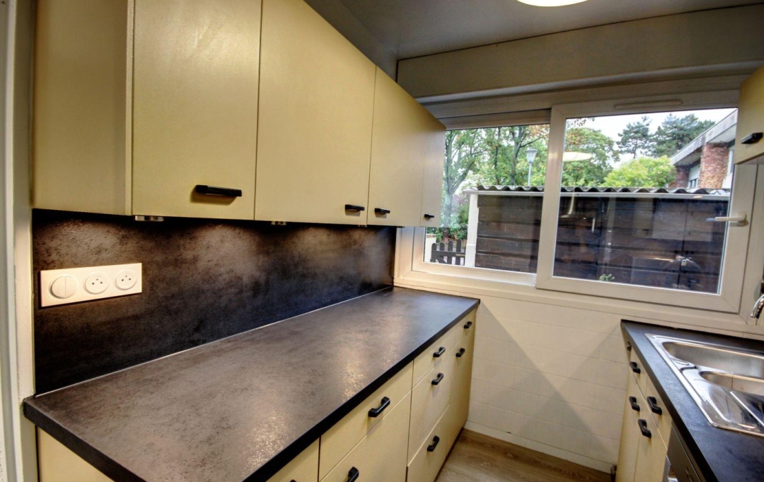 RENTAL EXPERT IMMOBILIER : Maison / Villa | CERGY (95000) | 12 m2 | 550 € 