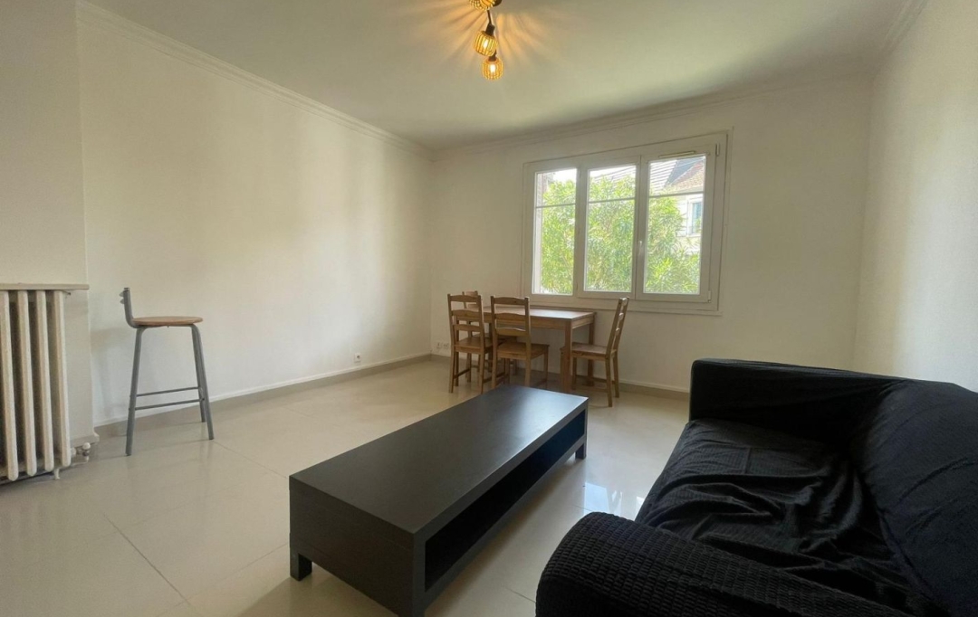 RENTAL EXPERT IMMOBILIER : Appartement | SAINT-MAUR-DES-FOSSES (94100) | 44 m2 | 1 070 € 