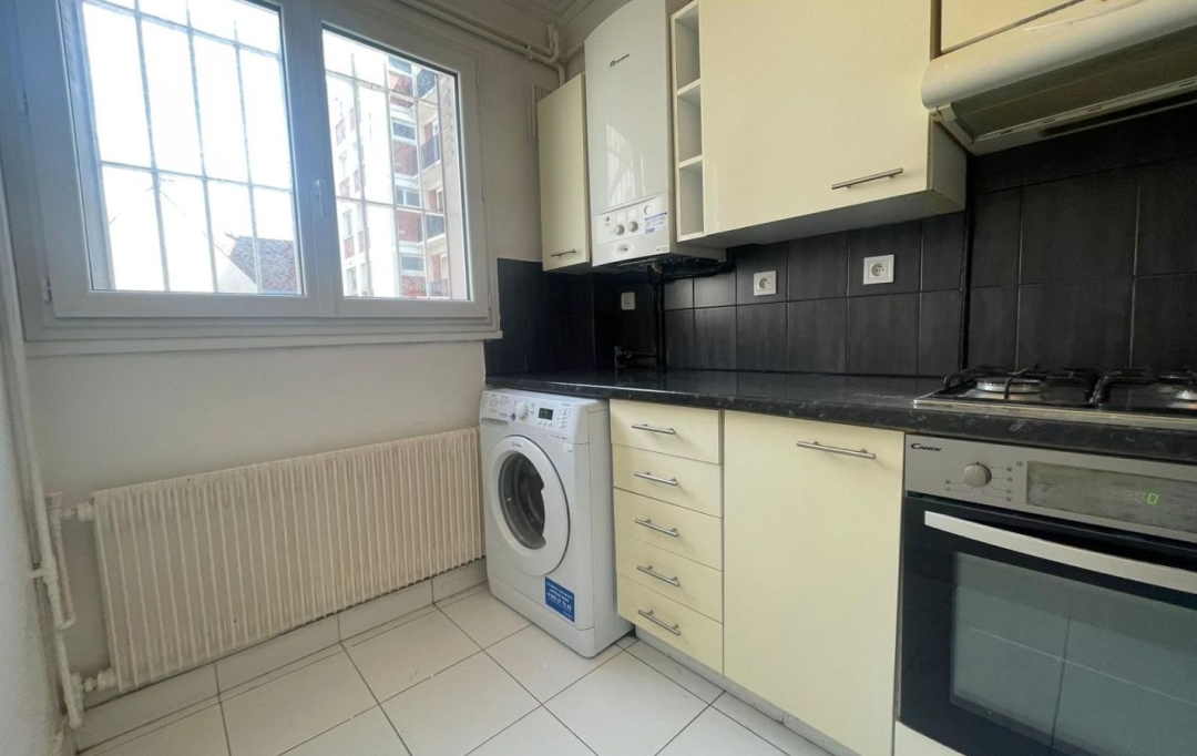RENTAL EXPERT IMMOBILIER : Appartement | SAINT-MAUR-DES-FOSSES (94100) | 44 m2 | 1 070 € 