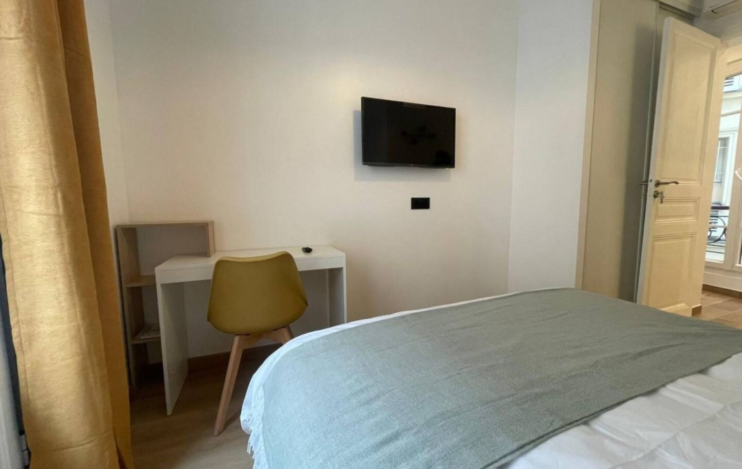 RENTAL EXPERT IMMOBILIER : Appartement | PARIS (75016) | 12 m2 | 1 100 € 