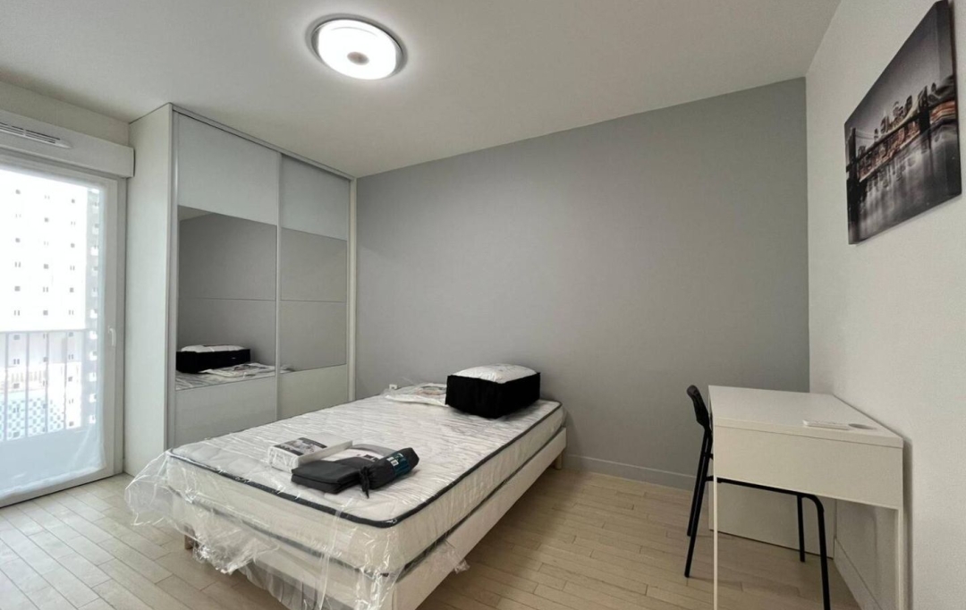 RENTAL EXPERT IMMOBILIER : Appartement | CLICHY (92110) | 61 m2 | 780 € 