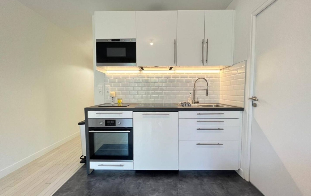 RENTAL EXPERT IMMOBILIER : Appartement | CLICHY (92110) | 61 m2 | 780 € 
