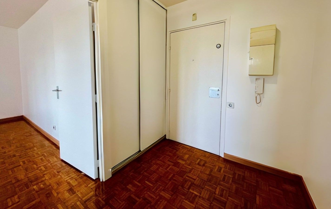 RENTAL EXPERT IMMOBILIER : Appartement | COURBEVOIE (92400) | 67 m2 | 460 000 € 