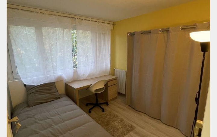 Appartement P1 CERGY 10 m2 550 € Appartement P1 CERGY 10 m2 550 €